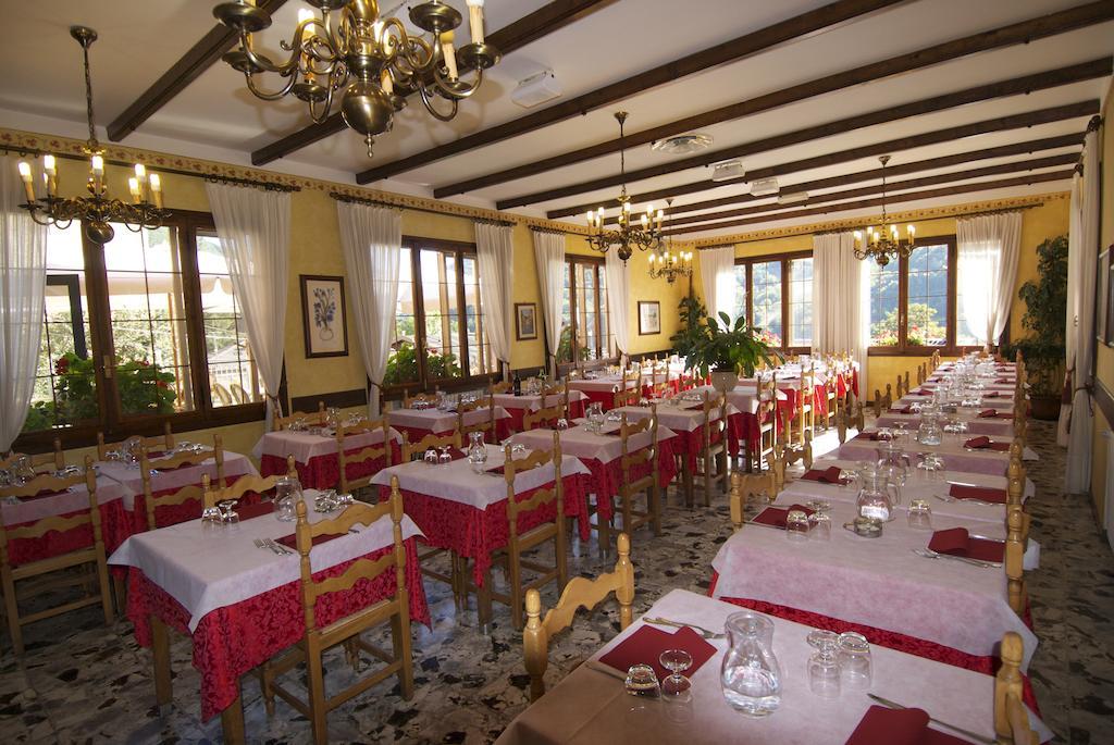 Albergo Ristorante Galli Pievepelago Luaran gambar